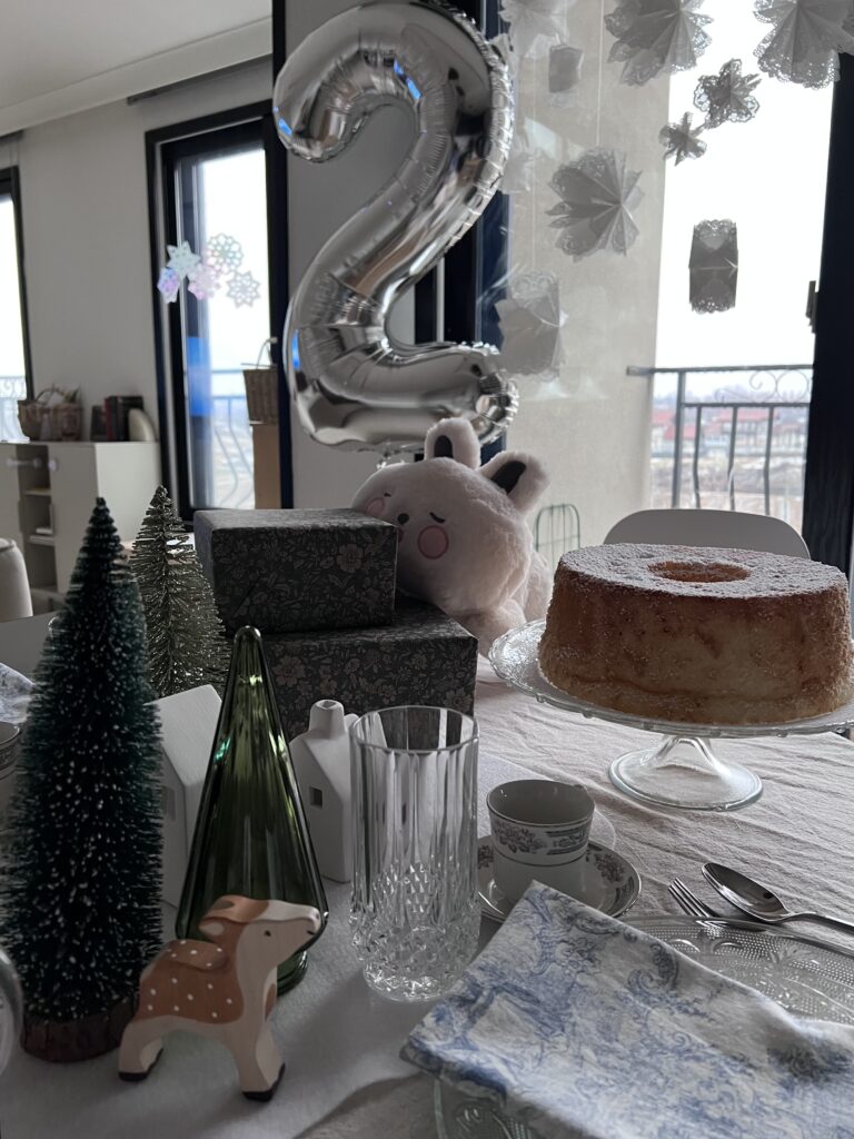 Arla's winter birthday brunch tablescape.